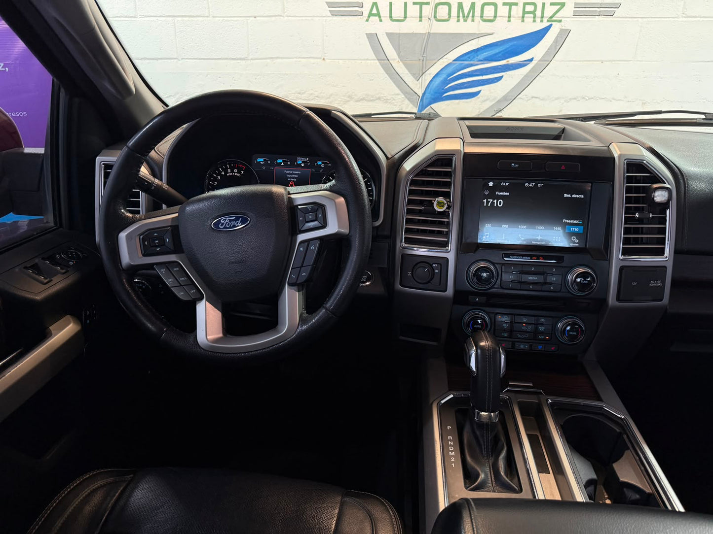 Ford F-150 Lariat 2016