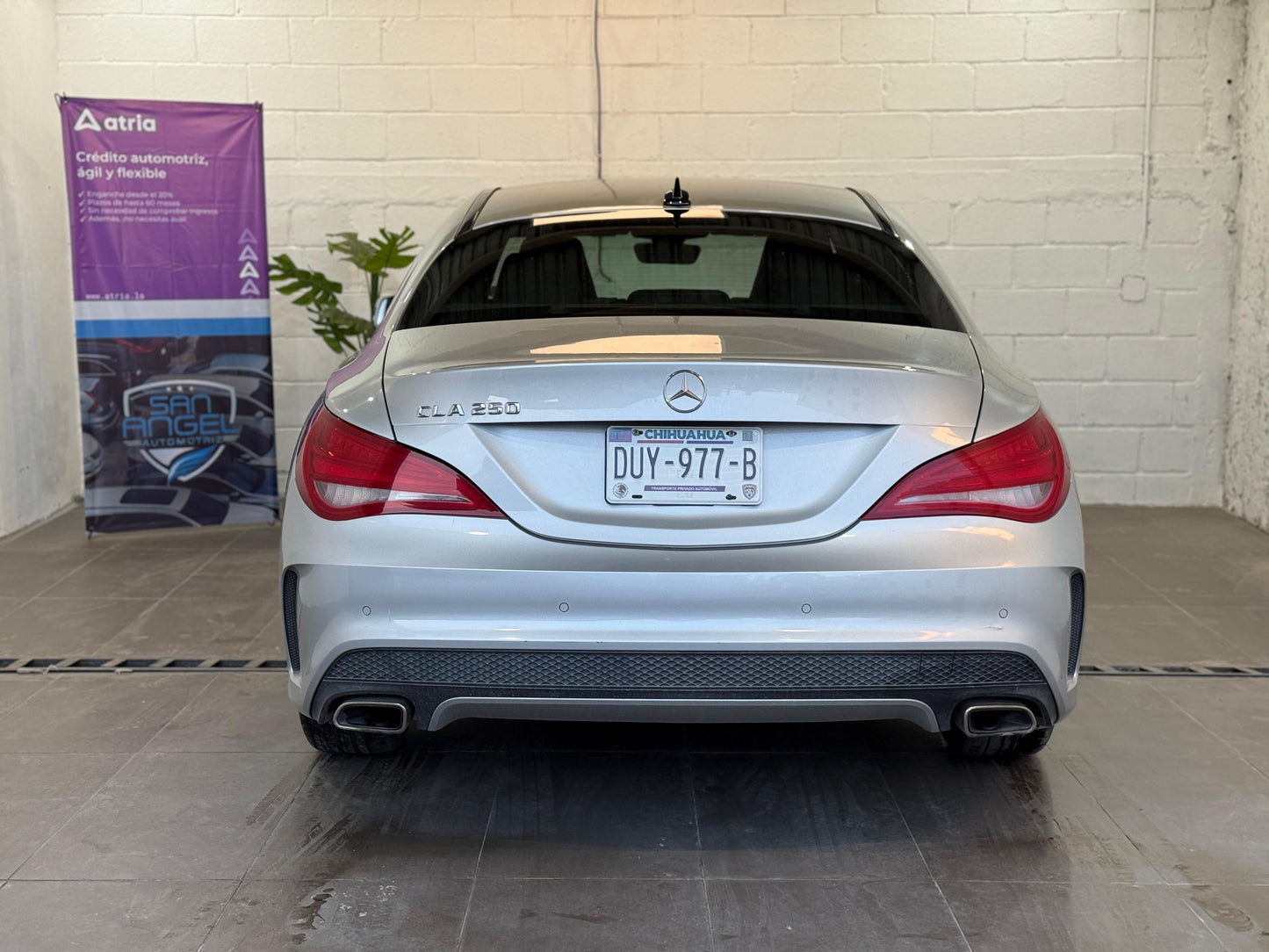 Mercedes Benz CLA250 2016