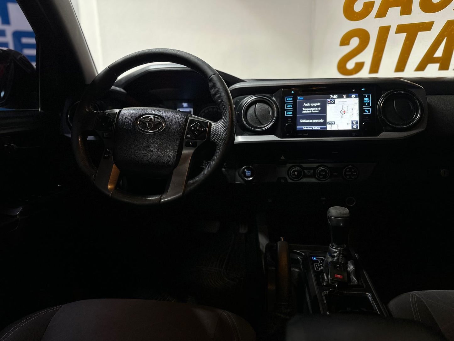Toyota Tacoma 2016