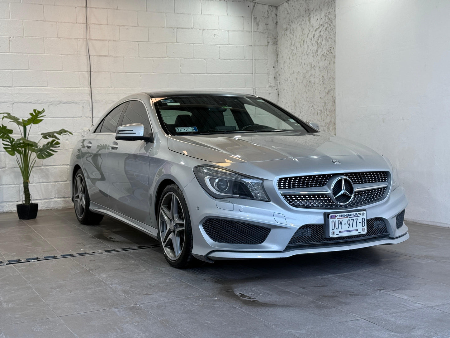 Mercedes Benz CLA250 2016