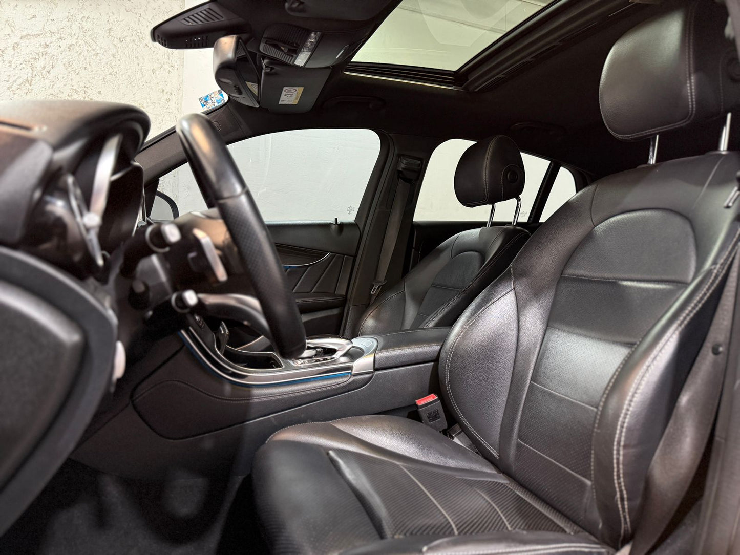 Mercedes Benz GLC300 2019