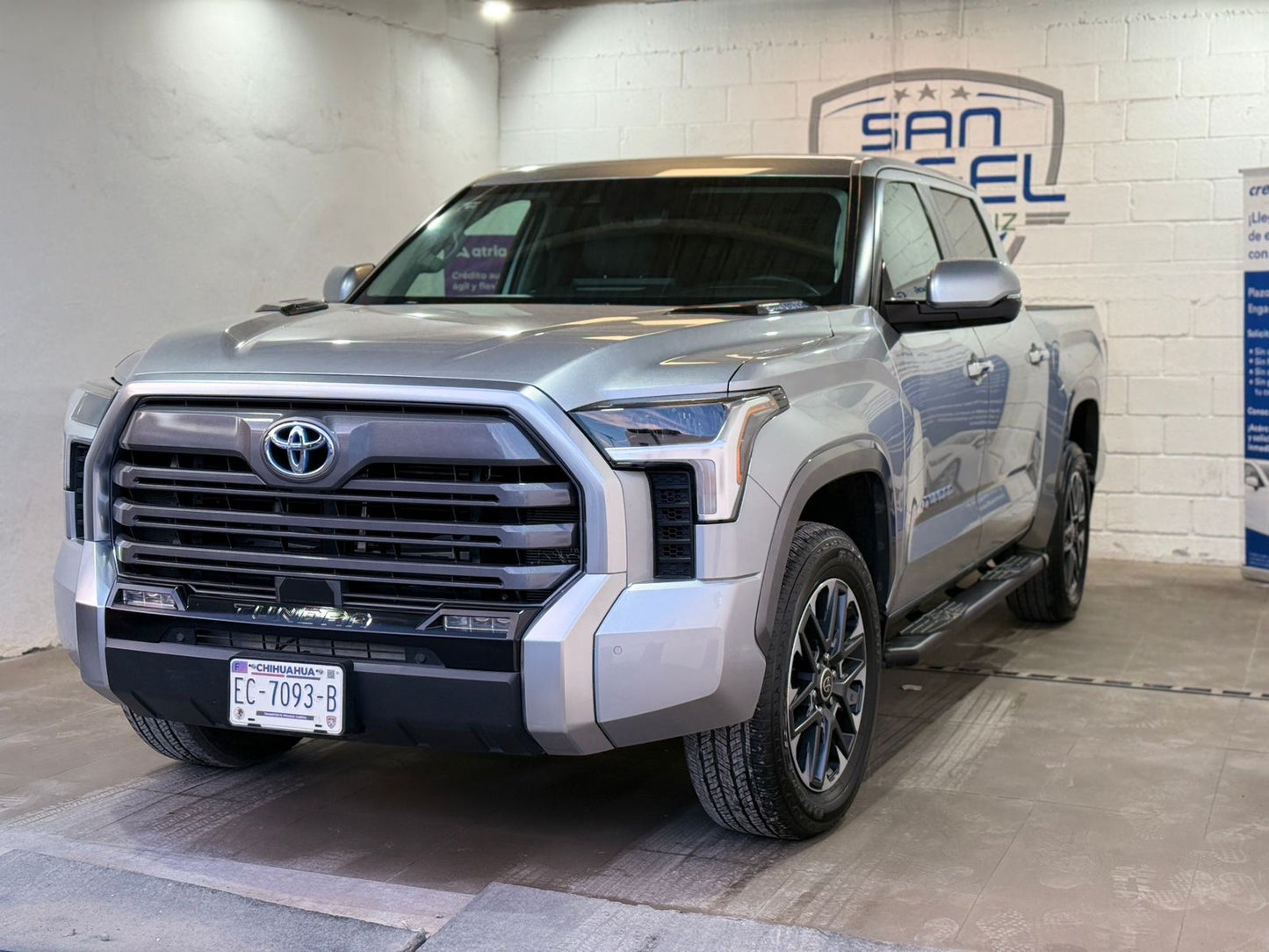 Toyota Tundra 2024