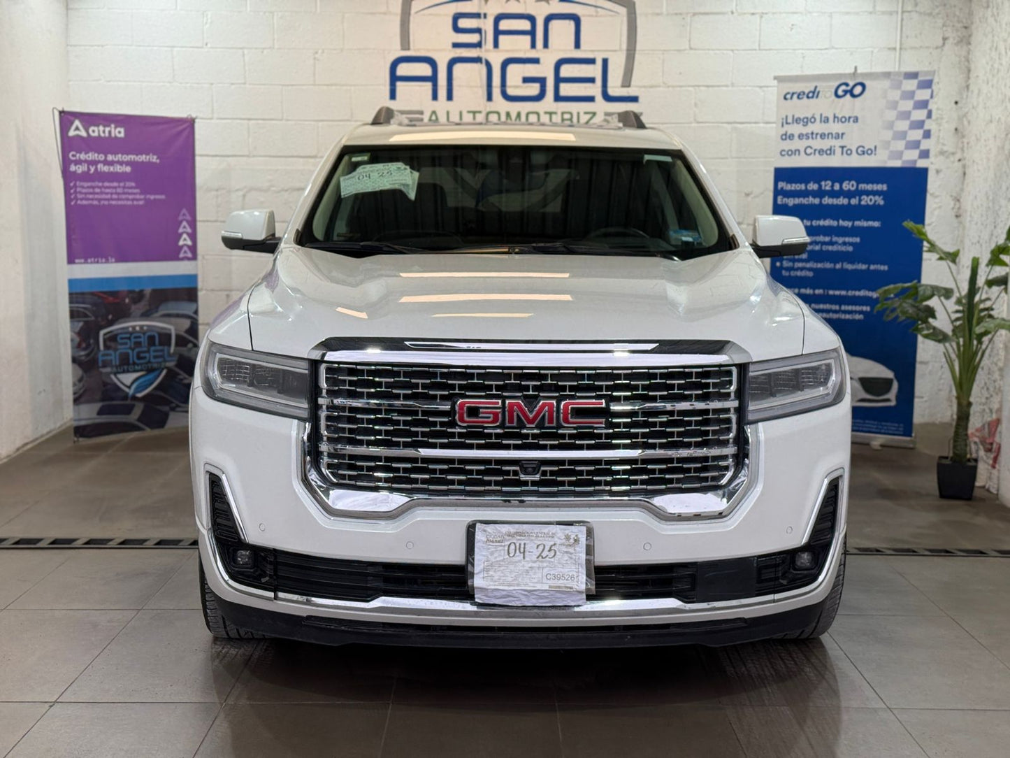 GMC Acadia Denali 2023