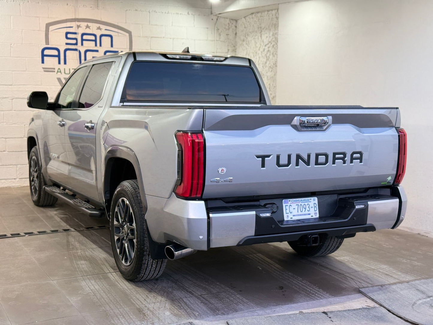 Toyota Tundra 2024