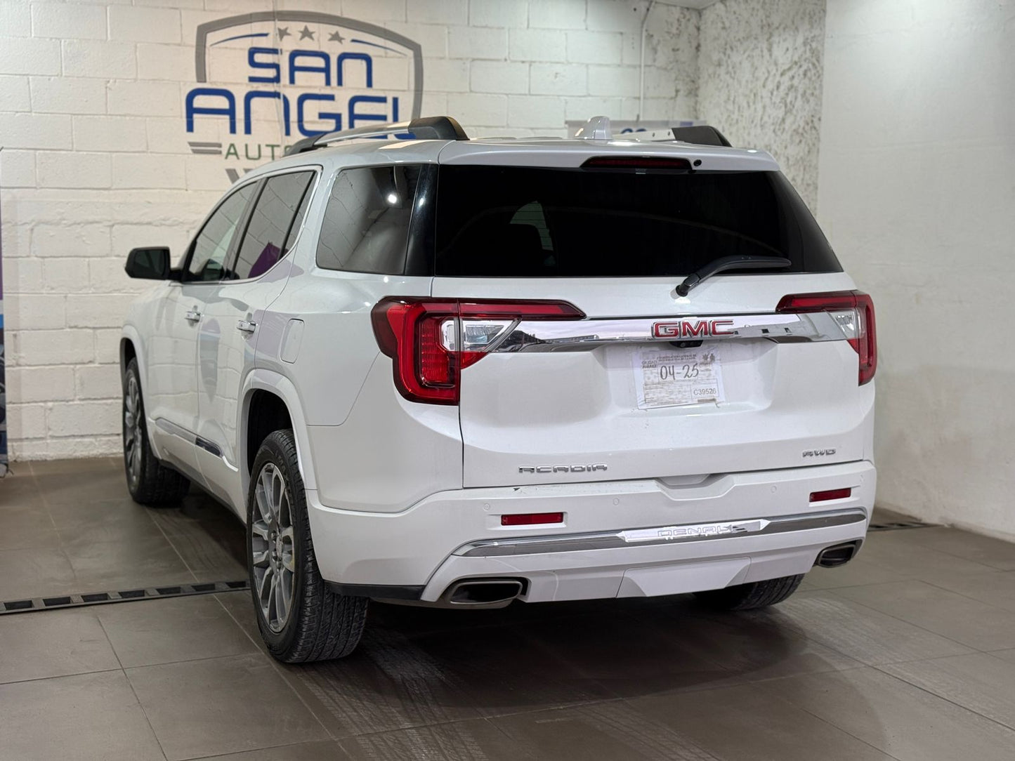GMC Acadia Denali 2023