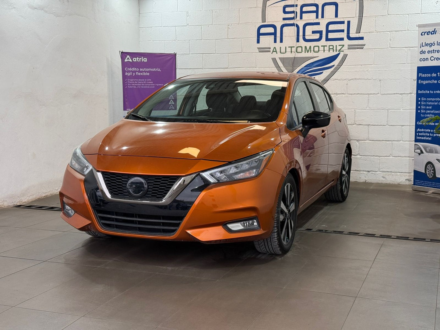 Nissan Versa SR 2021