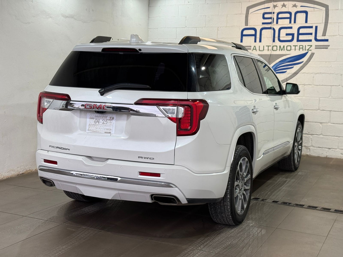 GMC Acadia Denali 2023
