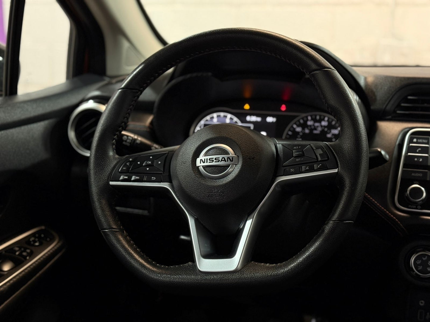 Nissan Versa SR 2021